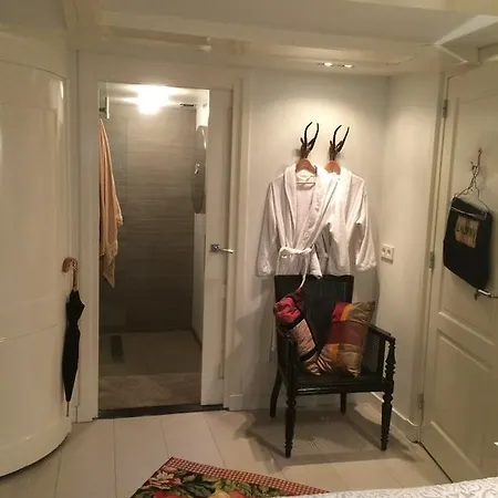 Apartment Private Canal House *