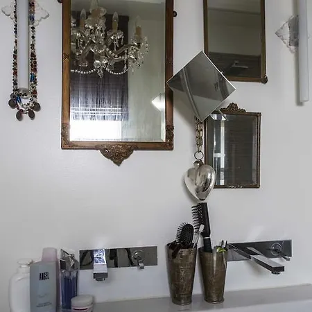 Apartment Private Canal House