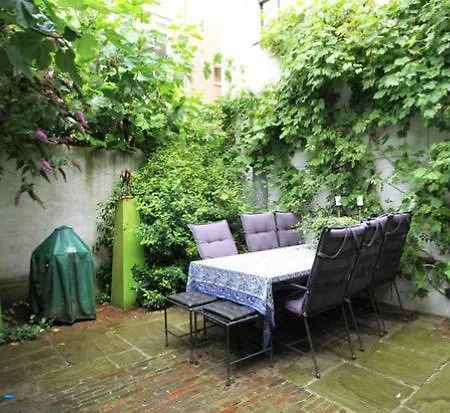 Private Canal House * אמסטרדם